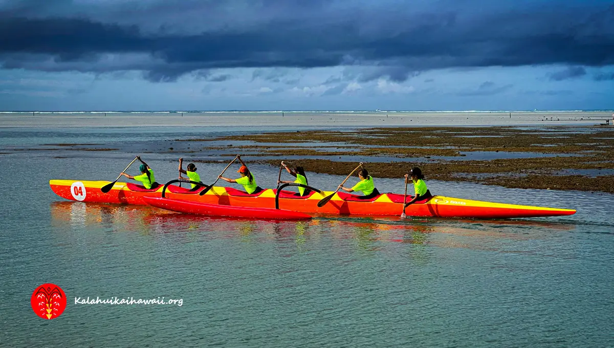 KLK OC6 Outrigger Canoe Paddling